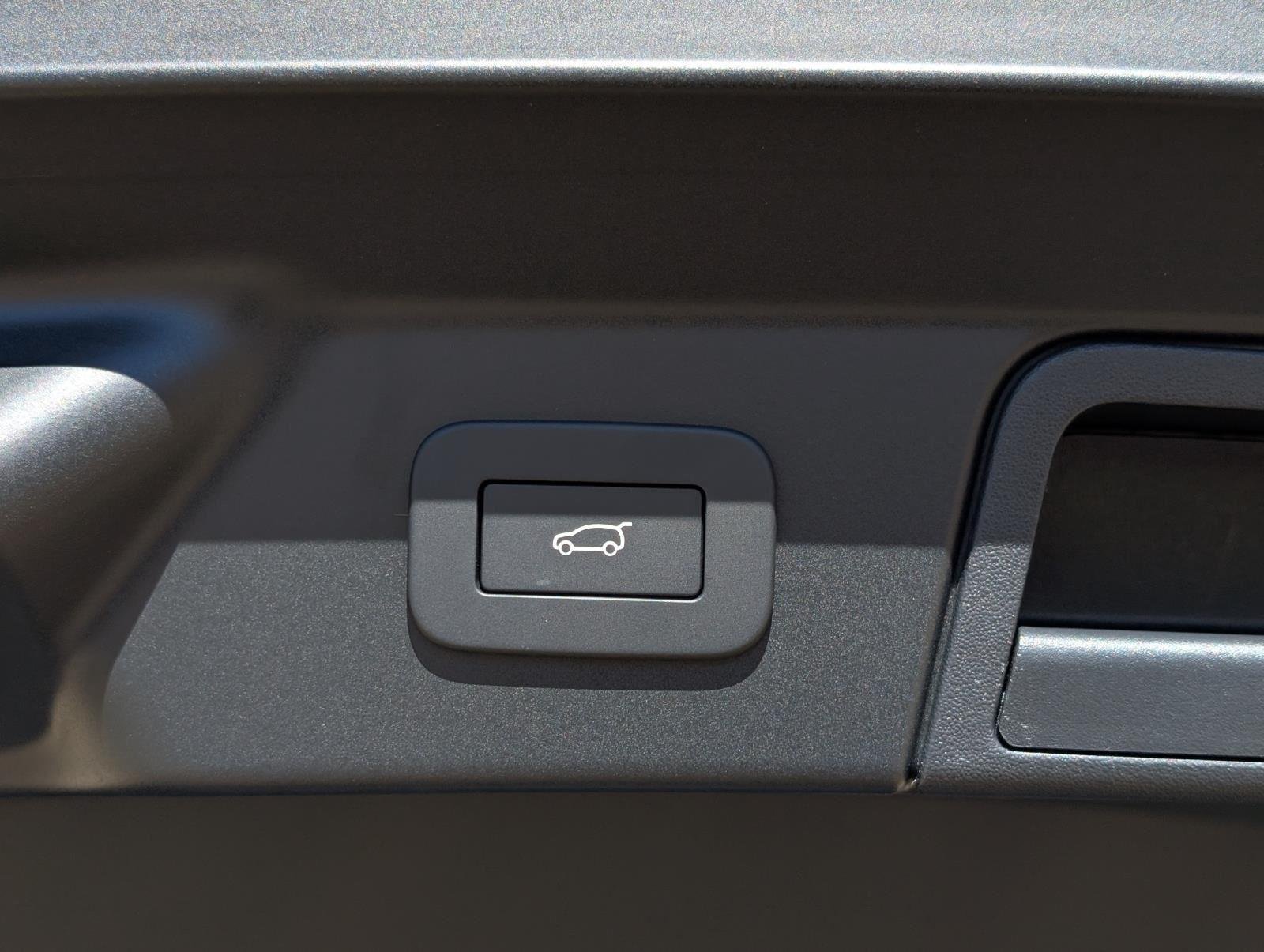 2026 Land Rover Range Rover Velar Dynamic SE - Photo 11