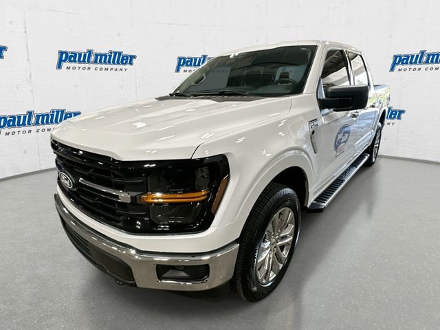 Used 2026 Oxford White Ford XLT image 1