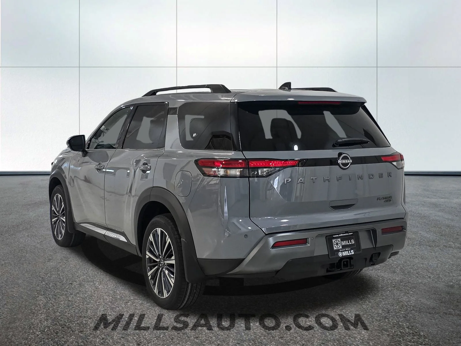 New 2026 Boulder Gray Pearl Nissan Platinum image 5