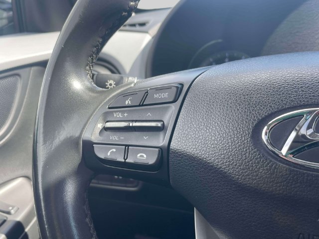 Used 2019 Silver Hyundai SEL image 22