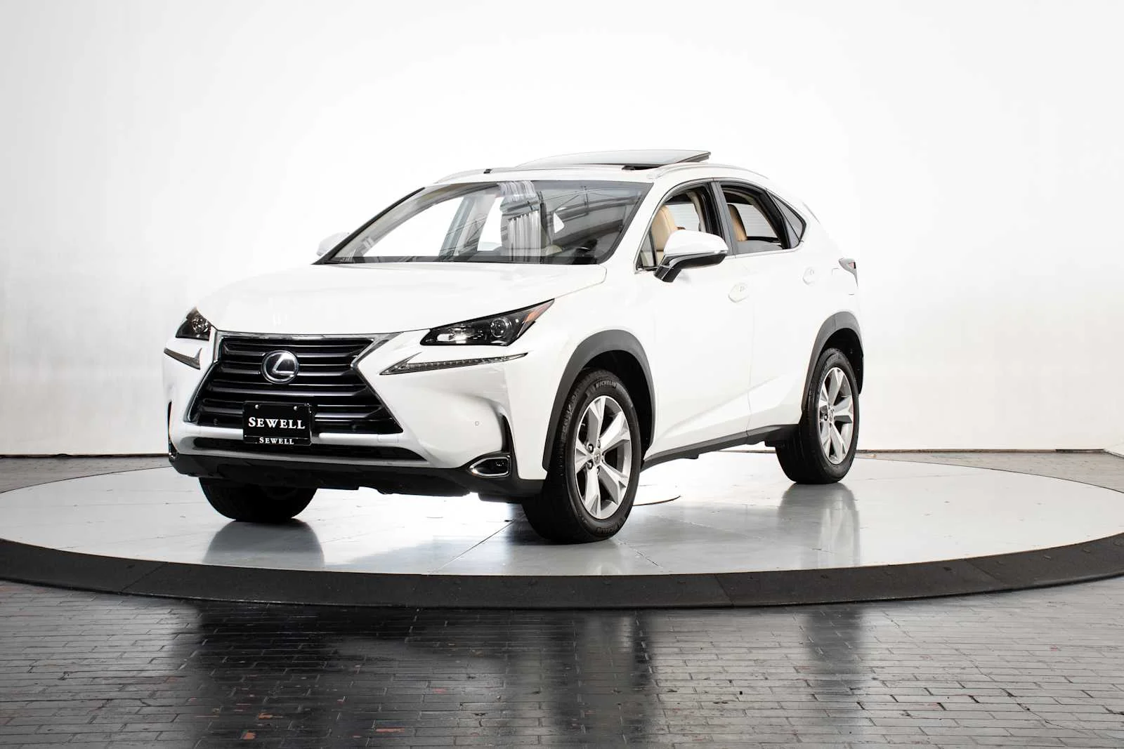 2017 Lexus NX 350 200t 4x2's photo