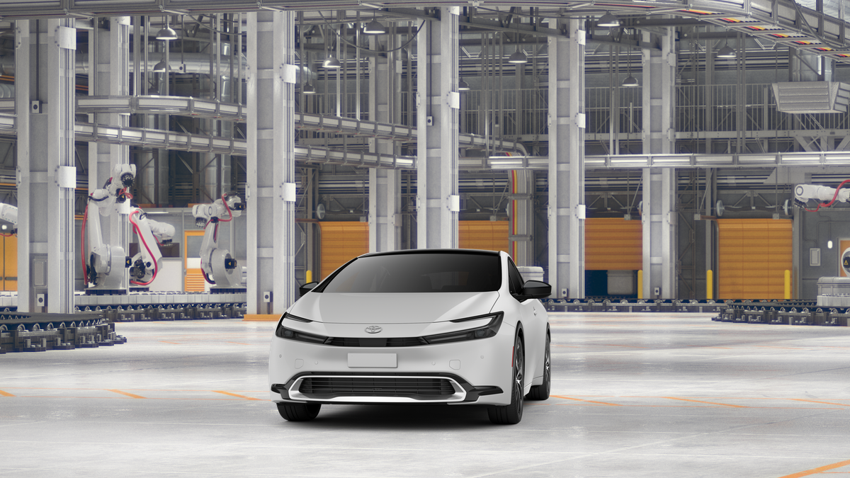 New 2027 Wind Chill Pearl Toyota XLE image 18
