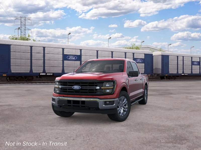 New 2026 Ruby Red Metallic Tinted Clearcoat Ford XLT image 2
