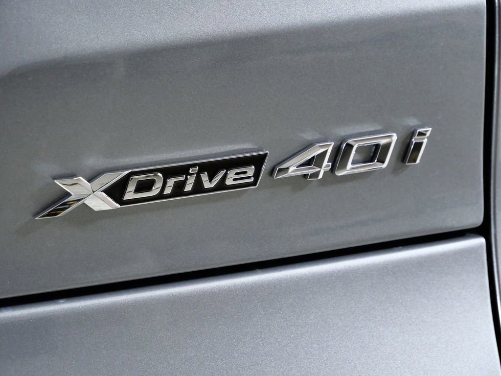 Certified Used 2026 Skyscraper Grey Metallic BMW xDrive40i image 15