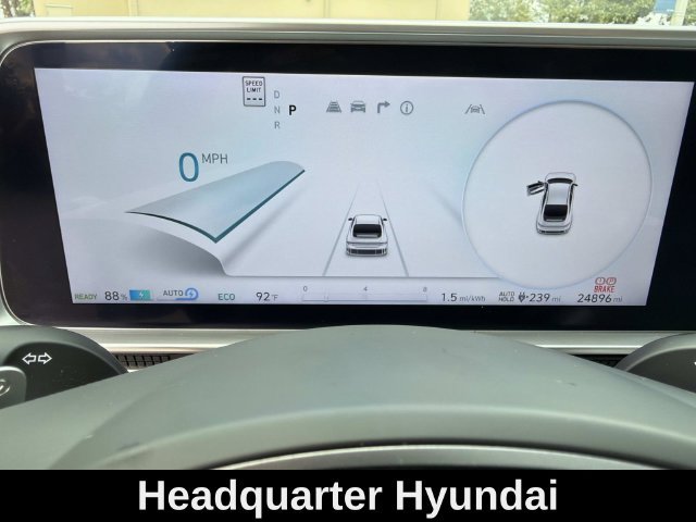 Used 2024 Silver Hyundai SEL image 25