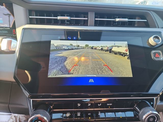 2027 Chevrolet Bolt LT - Photo 20