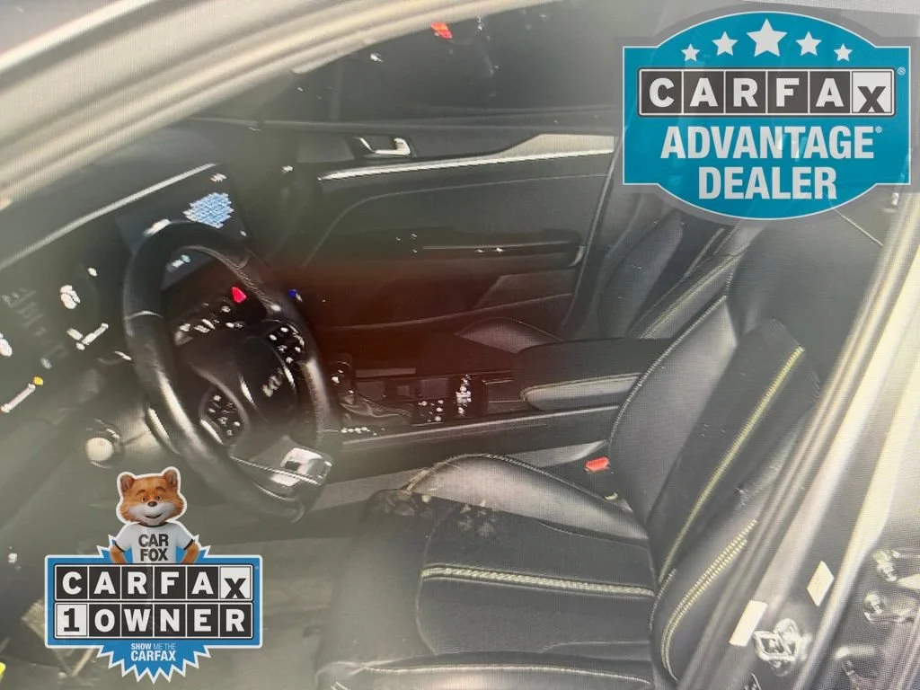 Used 2025 Gray Kia GT image 3