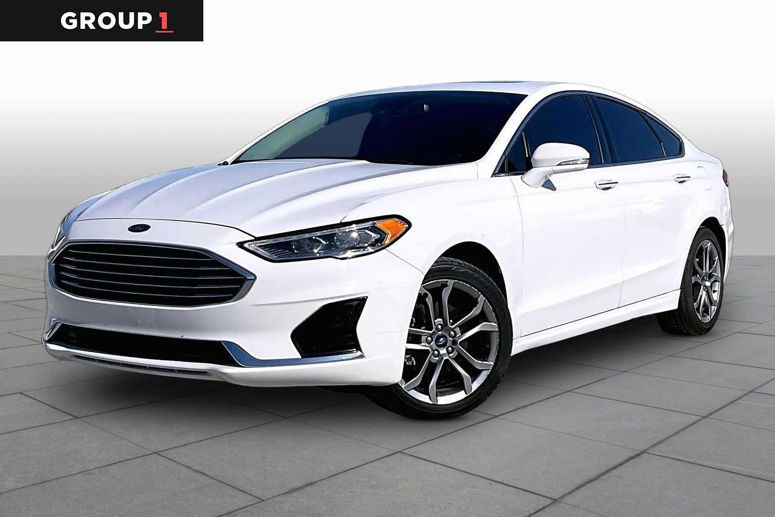 2019 Ford Fusion SEL FWD's photo