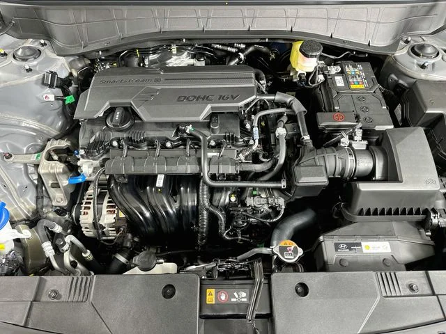 New 2027 Hyundai KONA SE