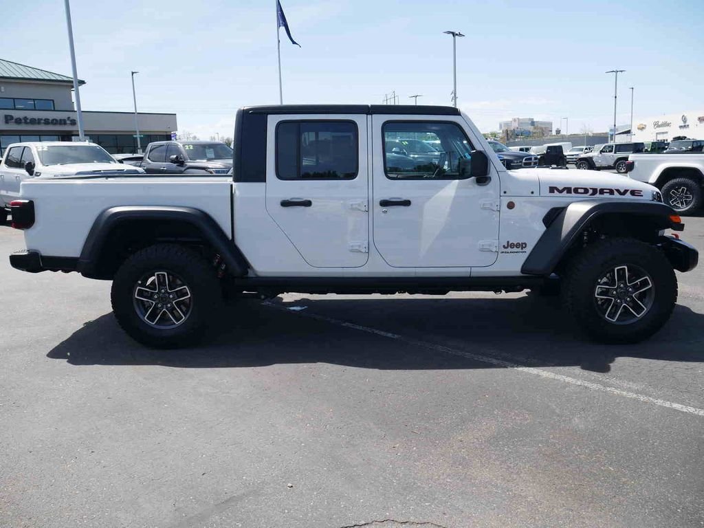 Certified Used 2026 White/off-white Jeep Mojave image 22