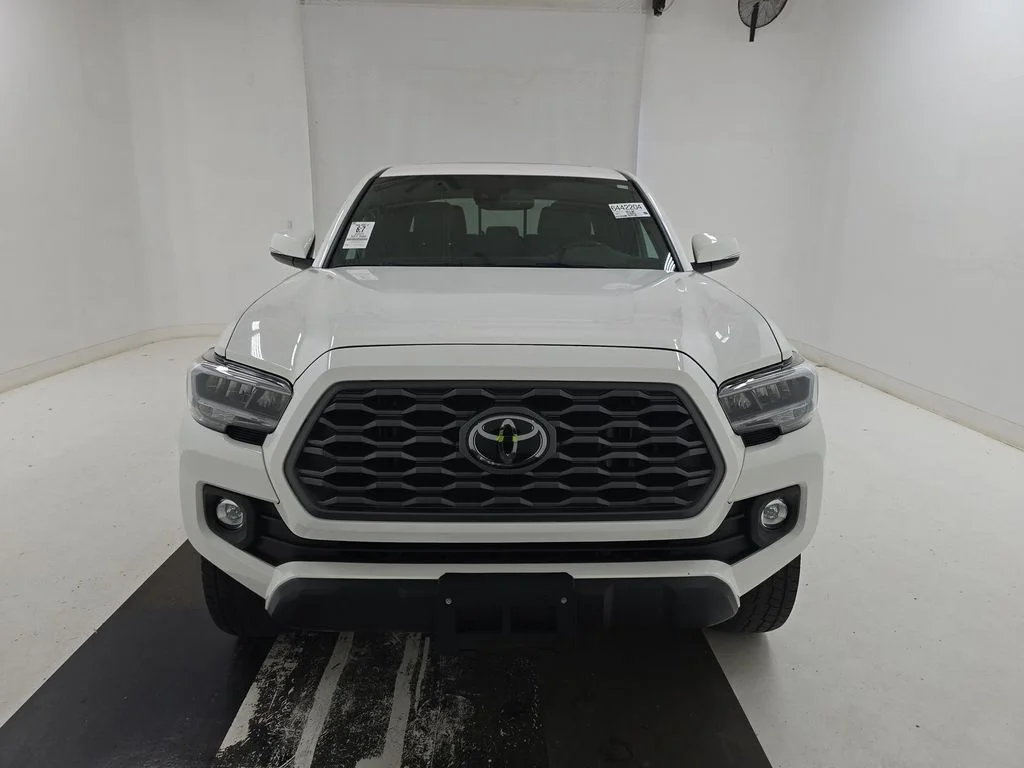 Used 2021 Toyota Tacoma TRD Off Road with VIN 3TMCZ5AN0MM441107 for sale in Kansas City