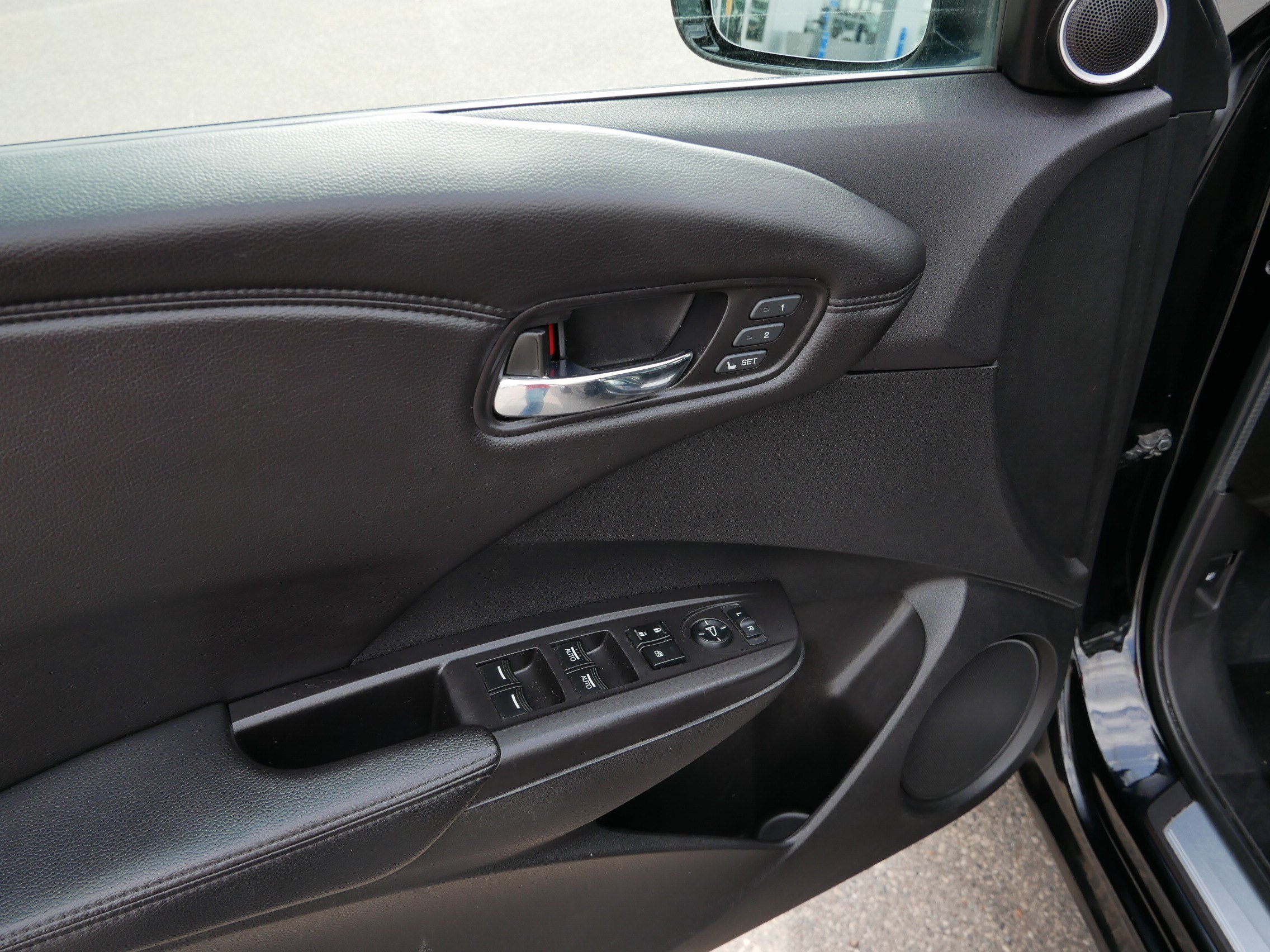 Used 2014 Crystal Black Pearl Acura Tech Pkg image 20