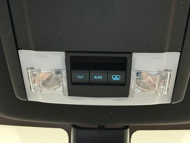 Used 2018 White Ford Limited image 32