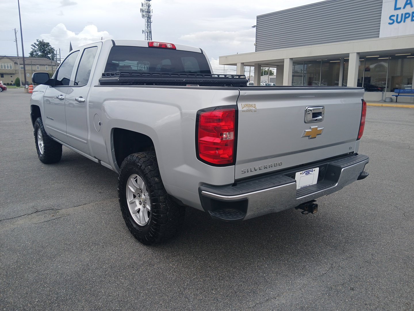 Used 2018 Silver Ice Metallic Chevrolet LT image 6