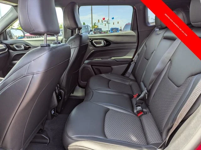 2025 Jeep Compass Latitude - Photo 14