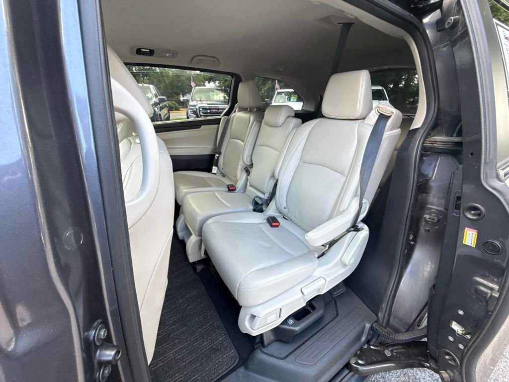 Used 2025 Silver Honda EX-L image 13
