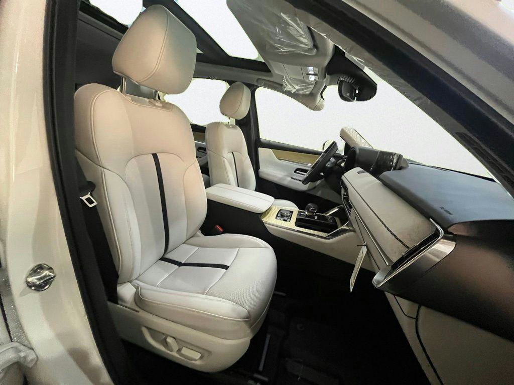 2026 Mazda CX-90 Premium Plus Package - Photo 12