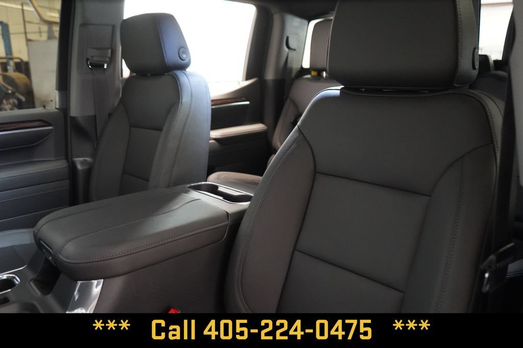 New 2026 Sterling Metallic GMC Elevation image 24