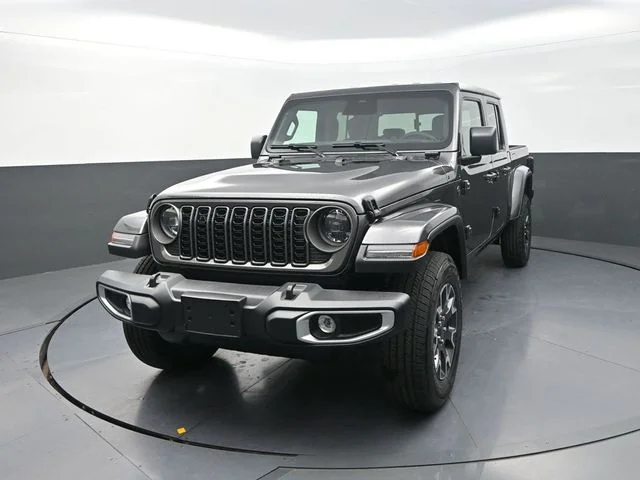 New 2026 Granite Crystal Metallic Clear-Coat Exterior Paint Jeep Sahara image 5