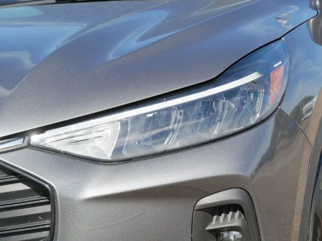 Used 2025 Gray Ford ST-Line Select image 10