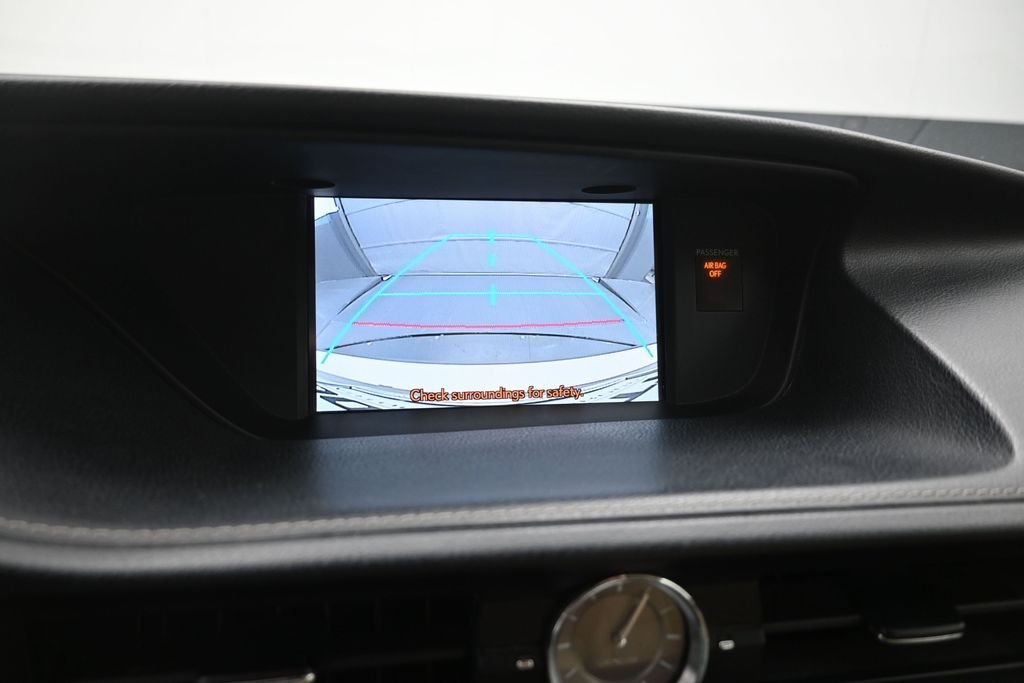 Used 2014 Beige Lexus 300h image 3