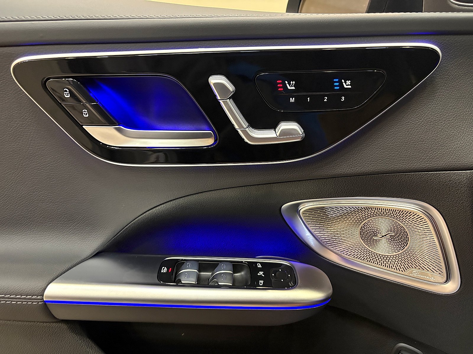 New 2026 MANUFAKTUR Alpine Grey Mercedes-Benz  image 31