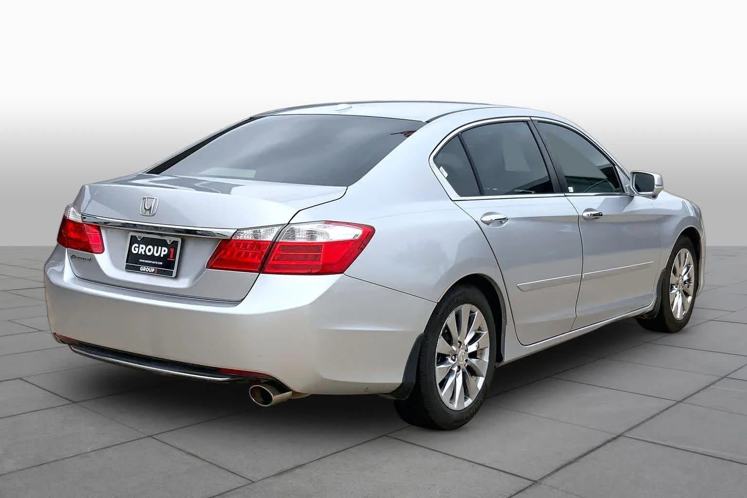 Used 2013 Alabaster Silver Metallic Honda EX-L image 11