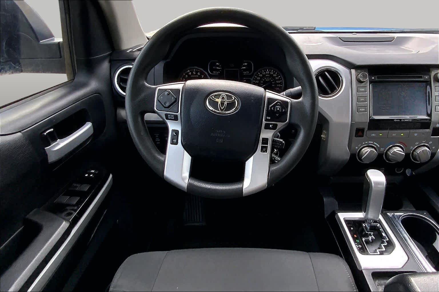 Used 2018 Blazing Blue Pearl Toyota SR5 image 5