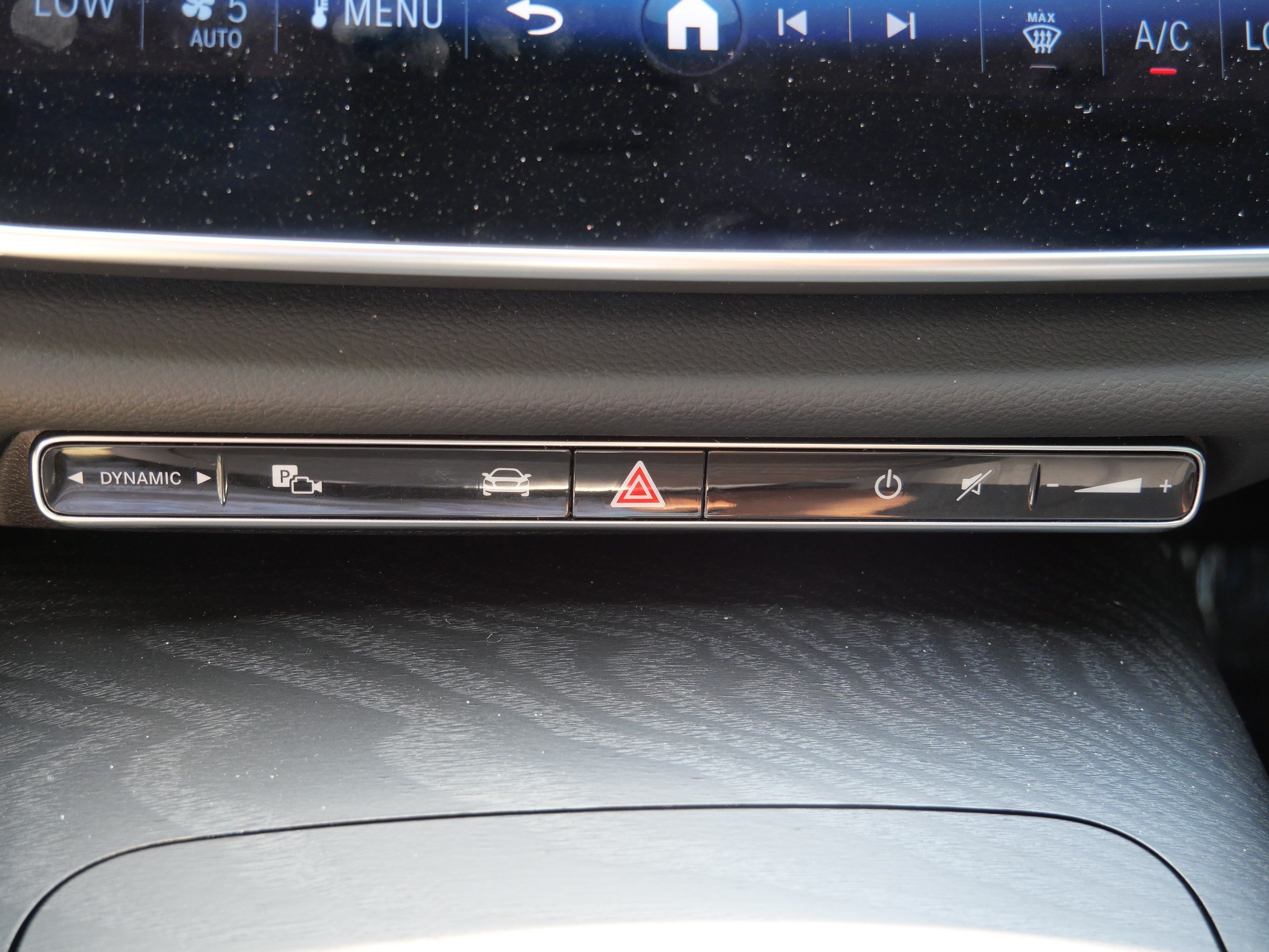 2025 Mercedes-Benz E-Class E350 - Photo 31