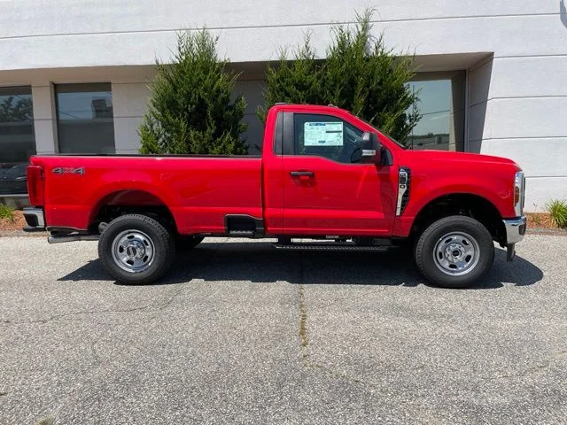New 2026 RACE RED Ford XL image 5