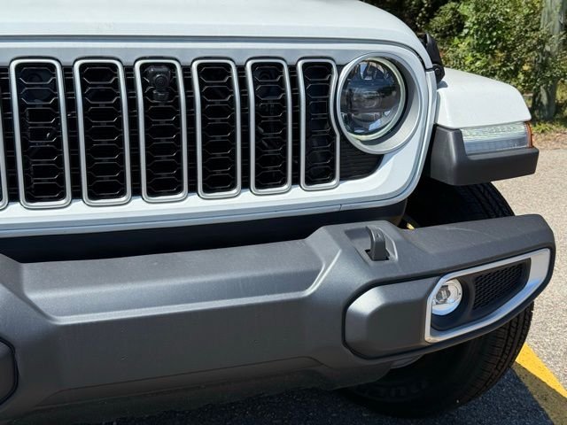2025 Jeep Wrangler 4-Door Sahara - Photo 4
