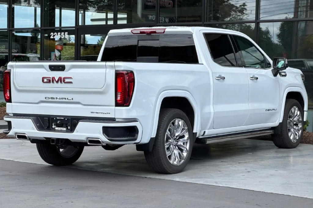 2026 GMC Sierra 1500 Denali - Photo 4