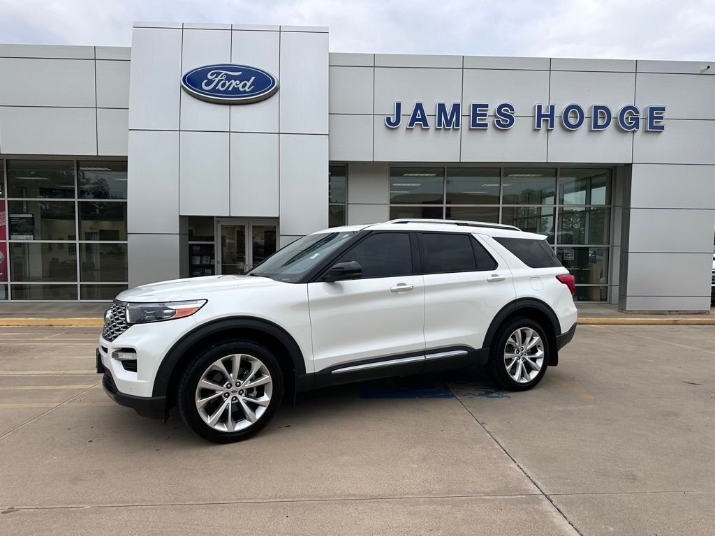 2022 Ford Explorer Platinum 4WD's photo