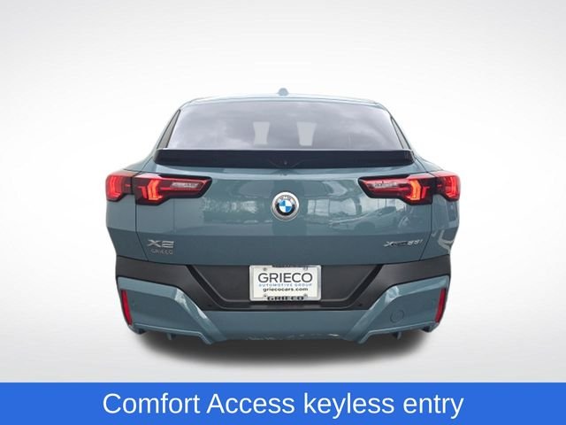 Used 2025 Green BMW xDrive28i image 6