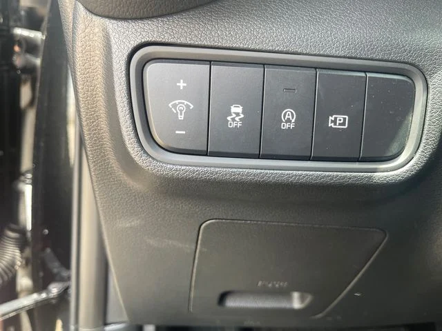 Used 2025 Black Kia EX image 16