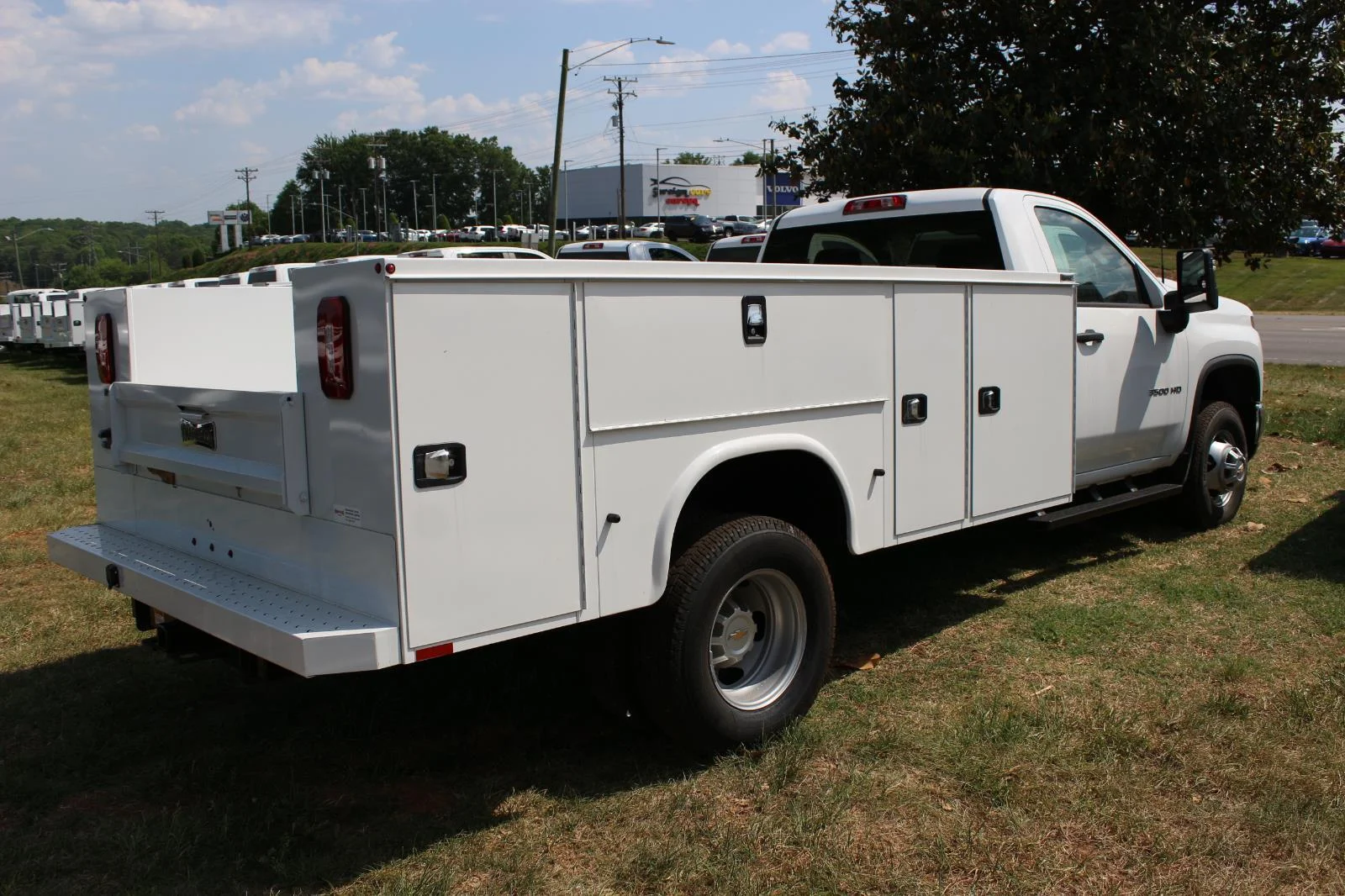 New 2025 Summit White Chevrolet Work Truck image 3