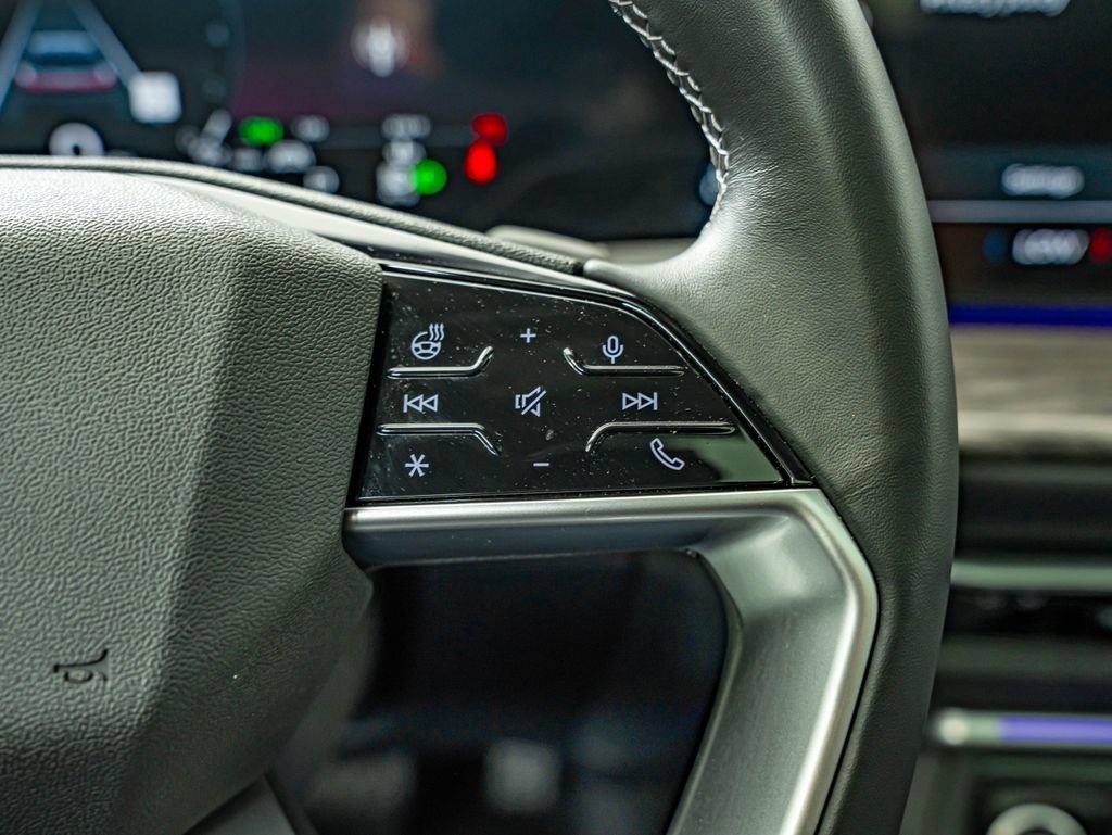 Used 2025 Manhattan Gray Metallic Audi 2.0T Premium Plus image 19