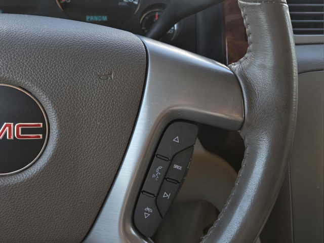 Used 2013 Gray GMC SLE 1500 image 13