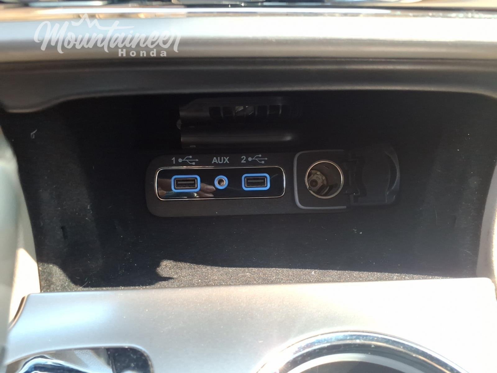 Used 2021 Slate Blue Pearlcoat Jeep Limited image 37