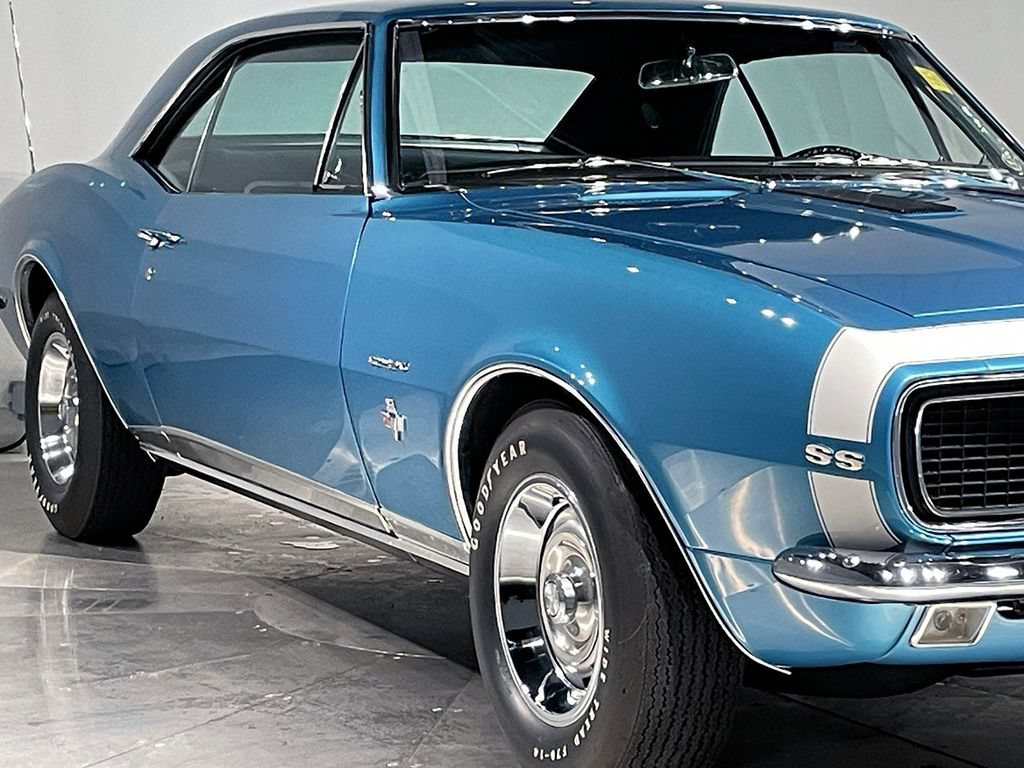 Used 1967  Chevrolet  image 17