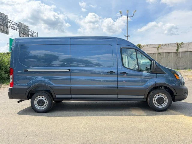 New 2026 Blue Metallic Ford Base image 7