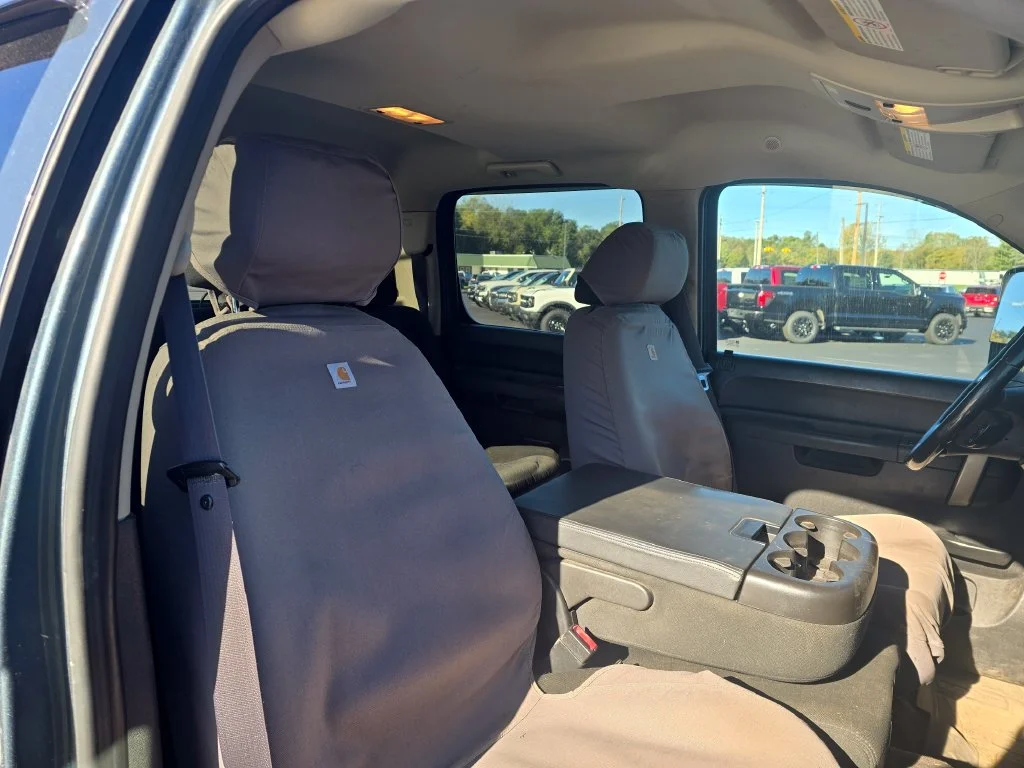 Used 2011 Stealth Gray Metallic GMC SLE image 8