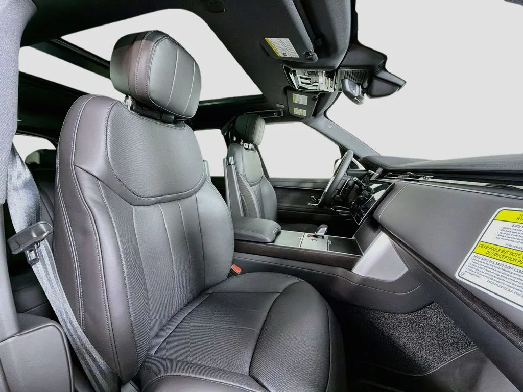 New 2026 Santorini Black Land Rover SE 7 Seats image 29