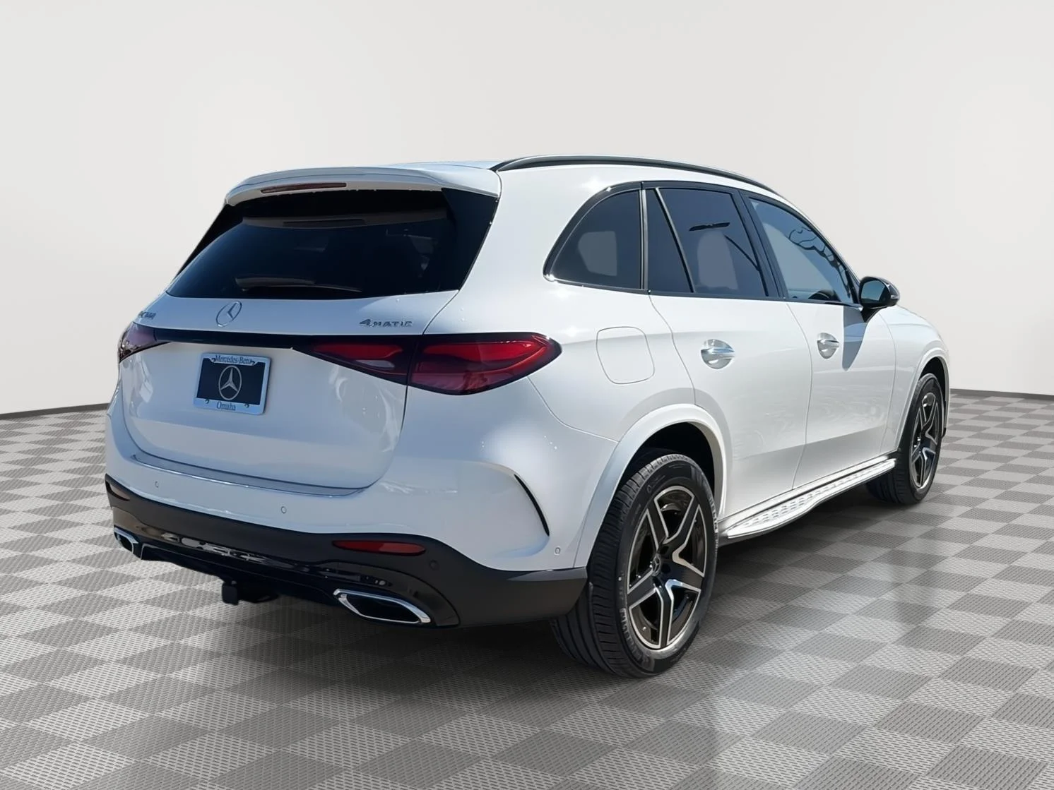 New 2026 Polar White Mercedes-Benz GLC 300 image 3
