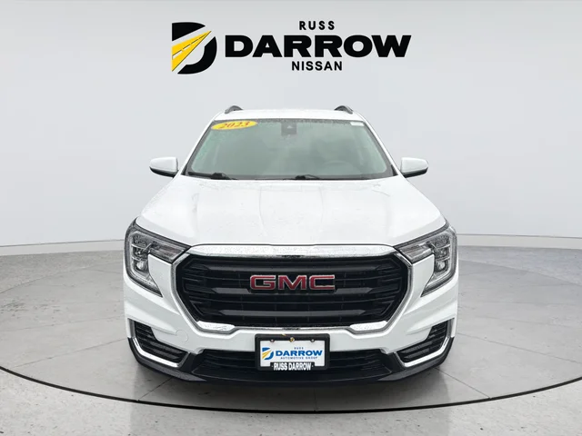 Used 2023 White GMC SLE image 8