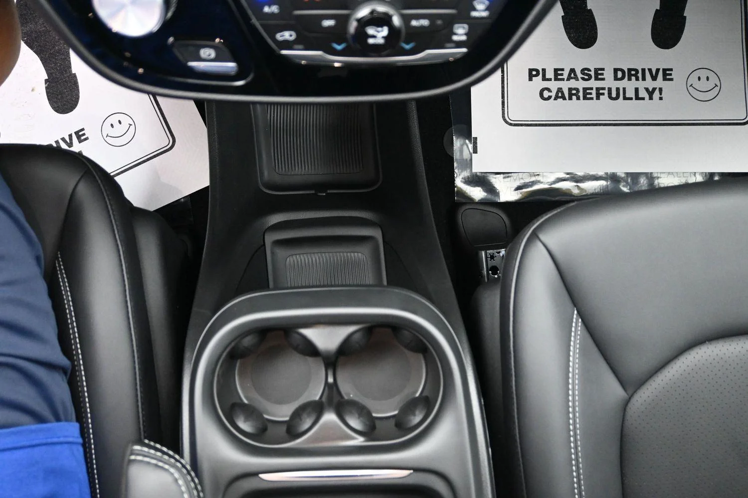 2027 Chrysler Pacifica Select - Photo 30