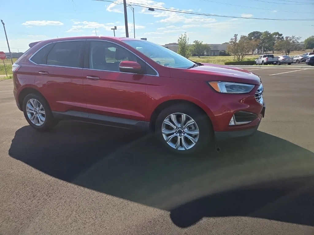 Used 2021 Red Ford Titanium image 18