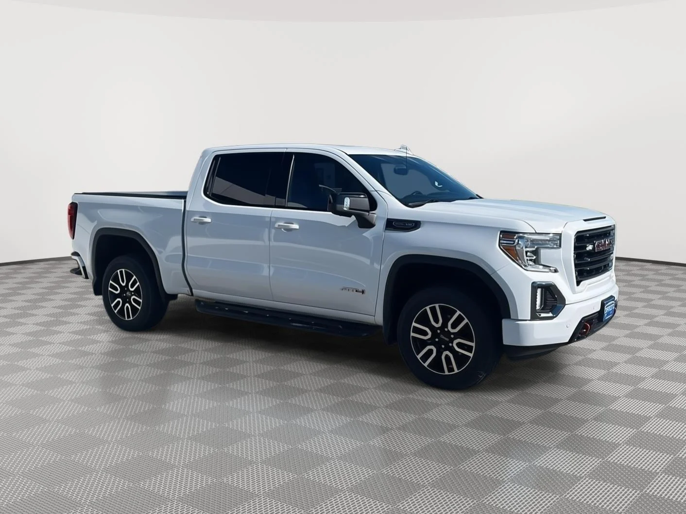 Used 2019 SUMMIT WHITE GMC AT4 image 2