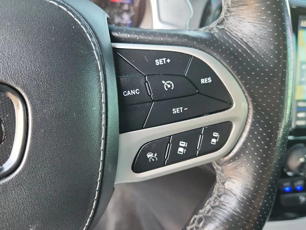 Used 2021 Black Jeep Trackhawk image 22