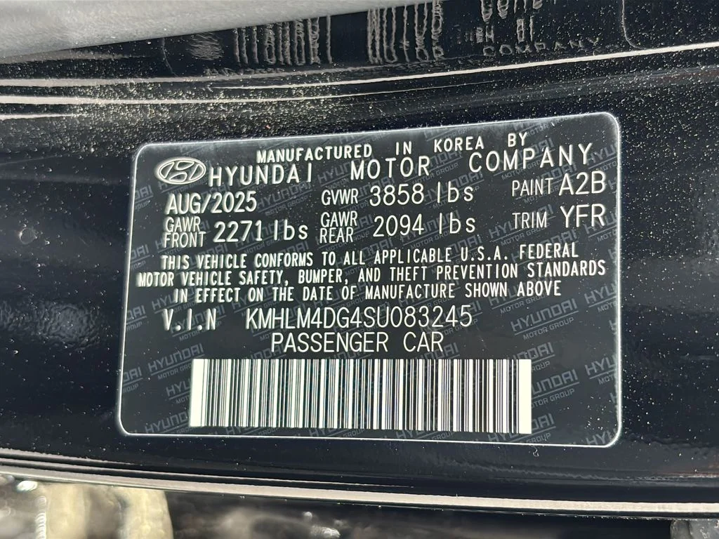 Certified Used 2025 Abyss Black Hyundai SEL Sport image 40